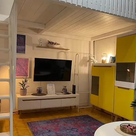 My Little Treasure Apartman